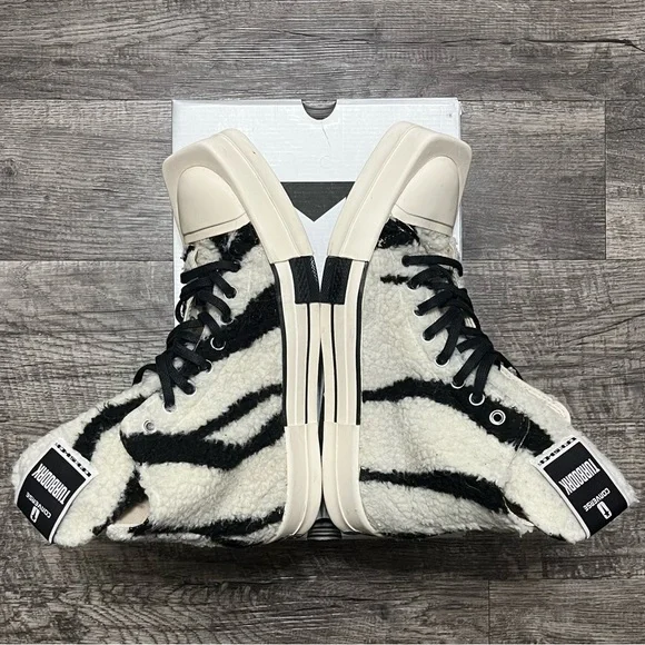 Rick Owens x Converse Black and White High-Top Sneakers - Picture 3 of 10